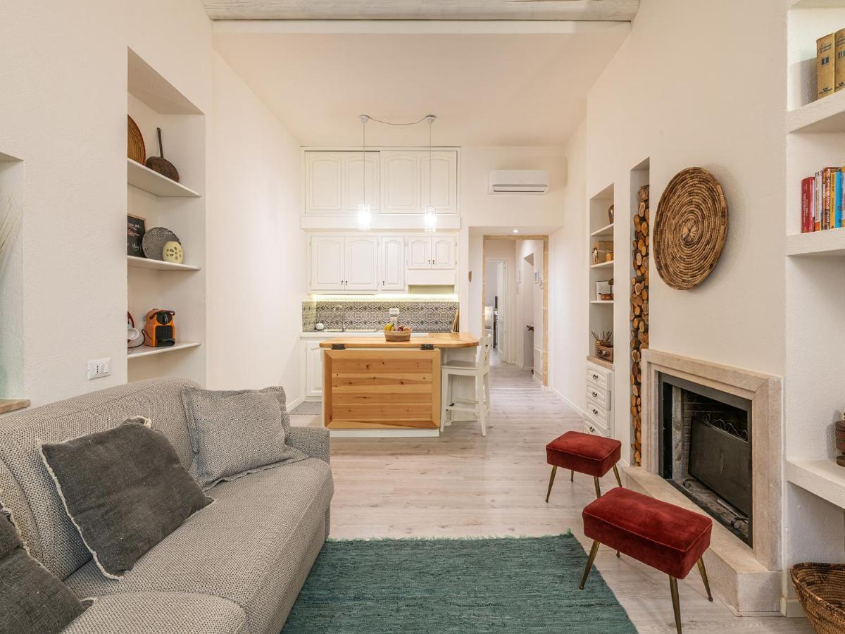 Caldo Appartamento nel cuore della città Cagliari Exterior foto